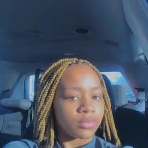 Meet your Posher, Laii